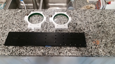 Dovetail plate and scope rings