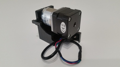 Back view of the motor in bracket
